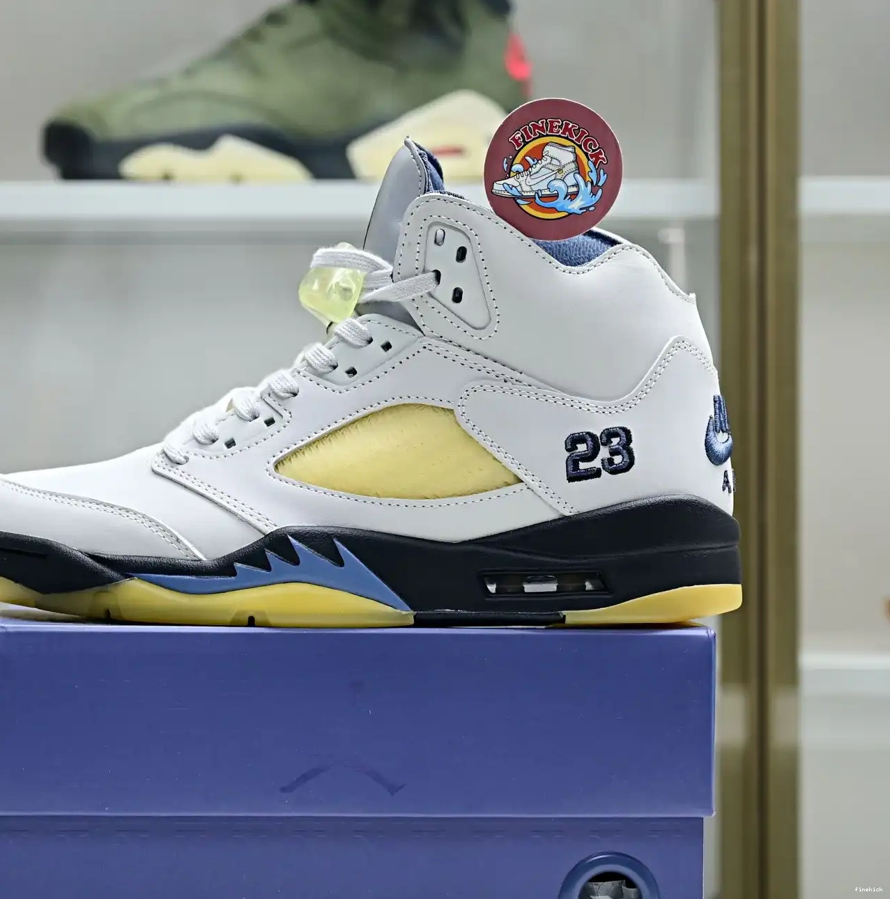 Air A x Dust